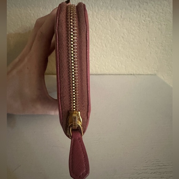 PRADA Saffiano Long Zip Wallet - Picture 4 of 12